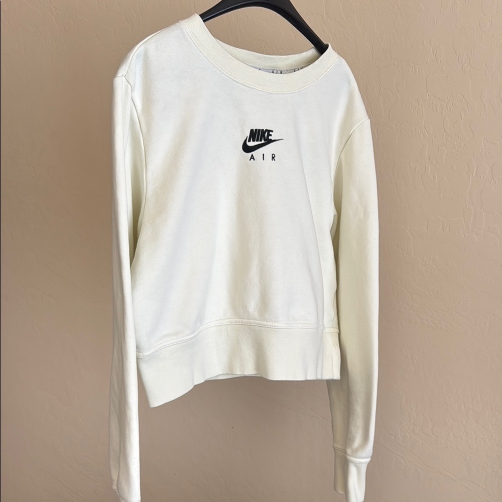 Nike Women's Cream Sweatshirt